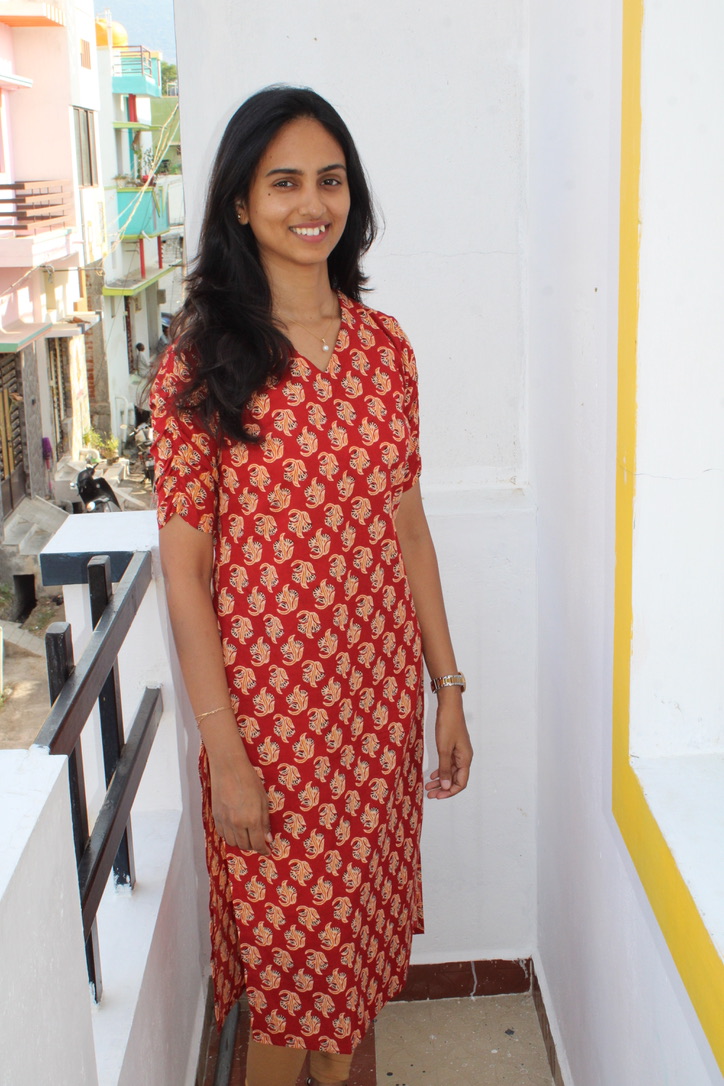 Red Kurti - Image 2