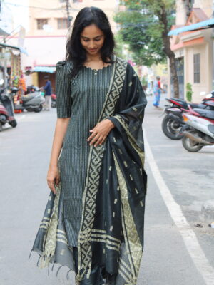 Blackwood Salwar Set